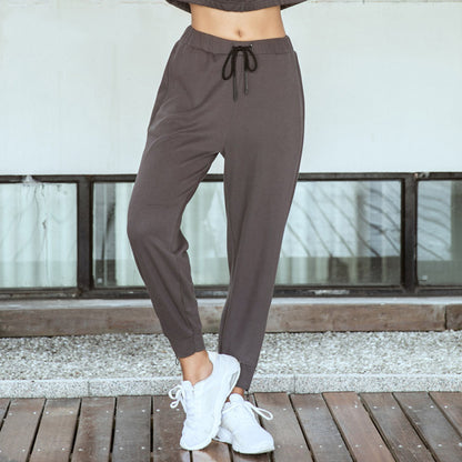 Cropped pants